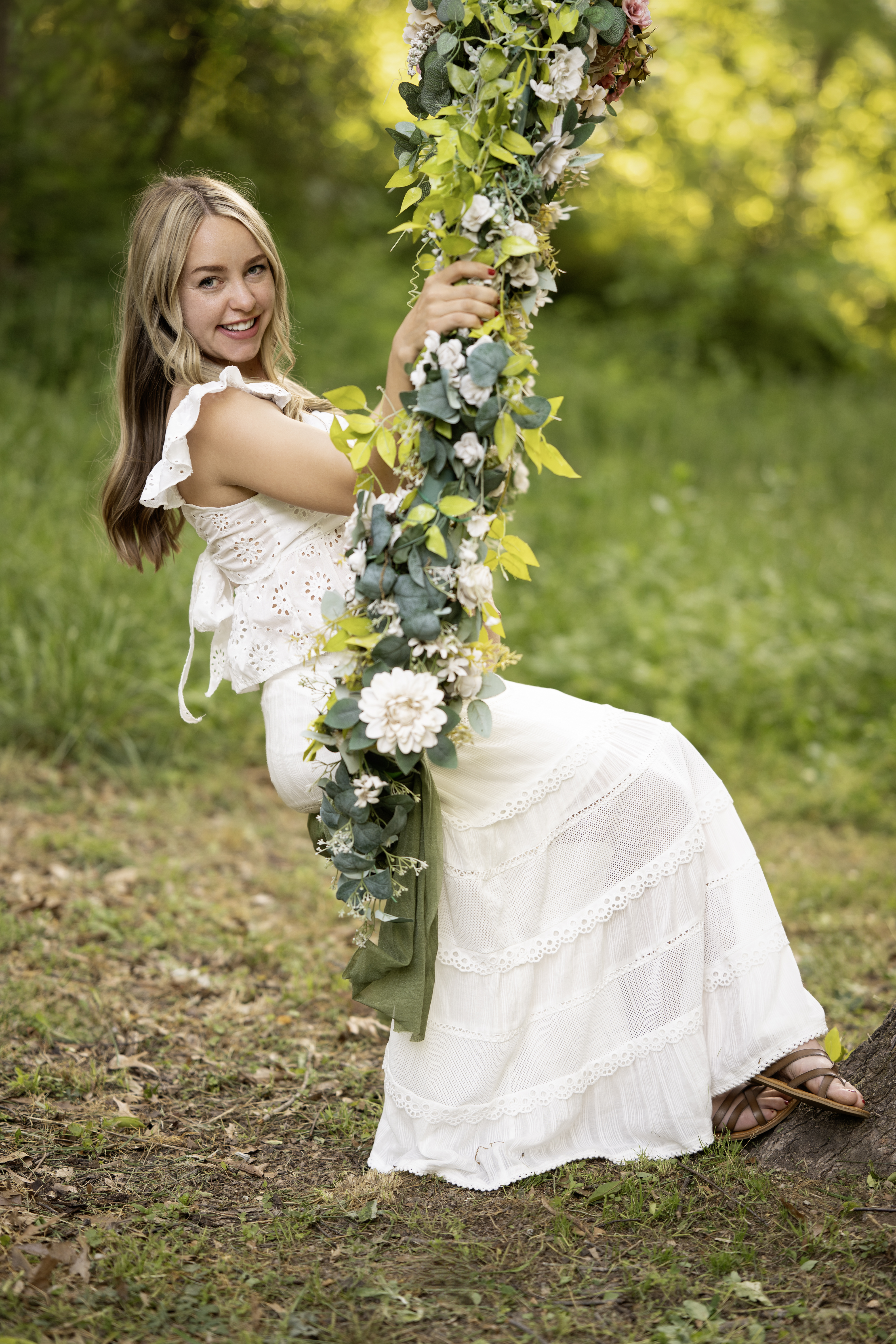 Maternity portrait at Petals and Panes